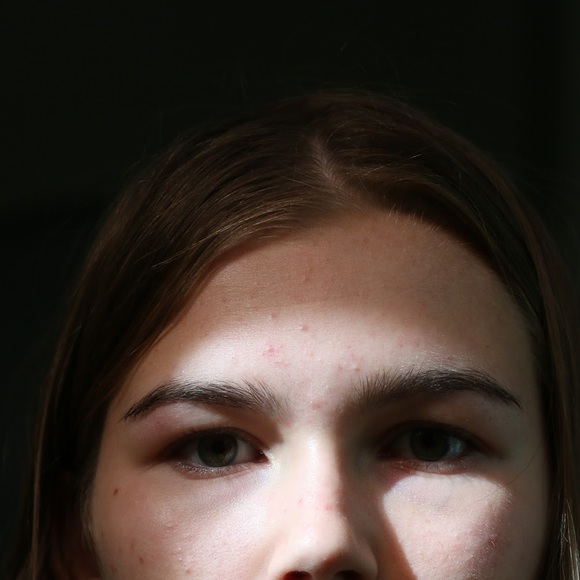 Meet your Posher, Hailey - Picture 1 of 1